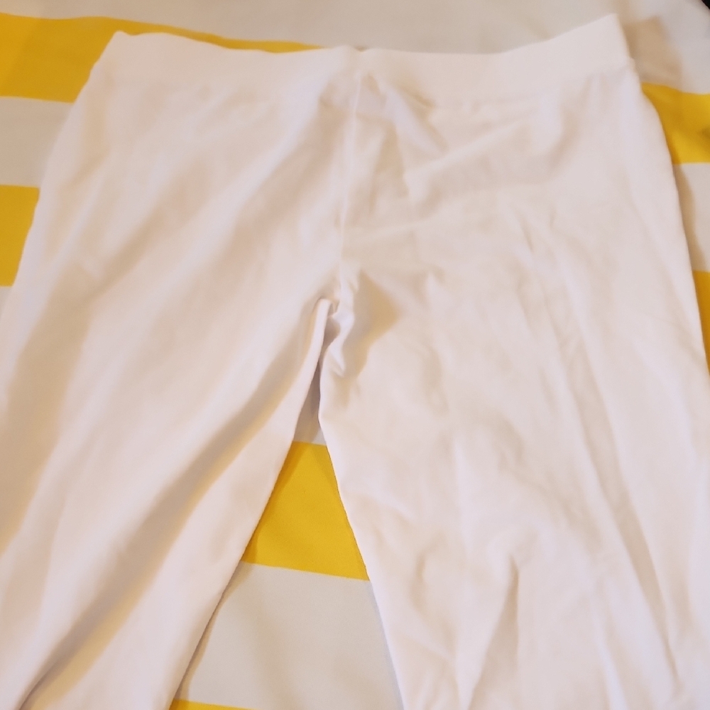 Coolibar White Summer Capris - Picture 4 of 4